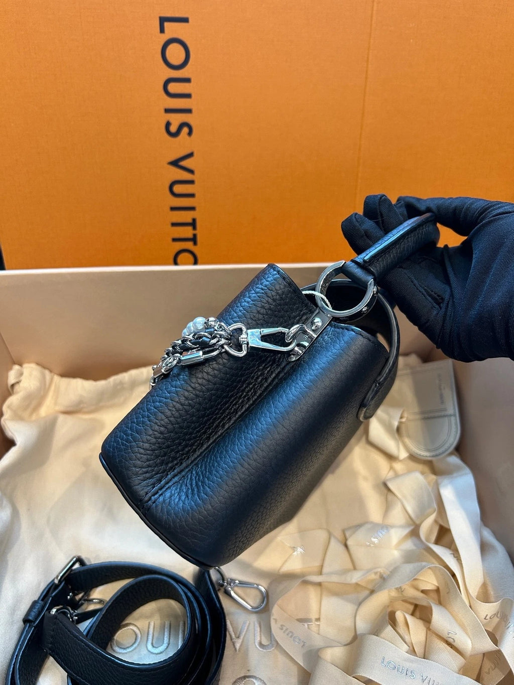 Louis Vuitton Capucines Mini Black Crossbody Handbag For Women