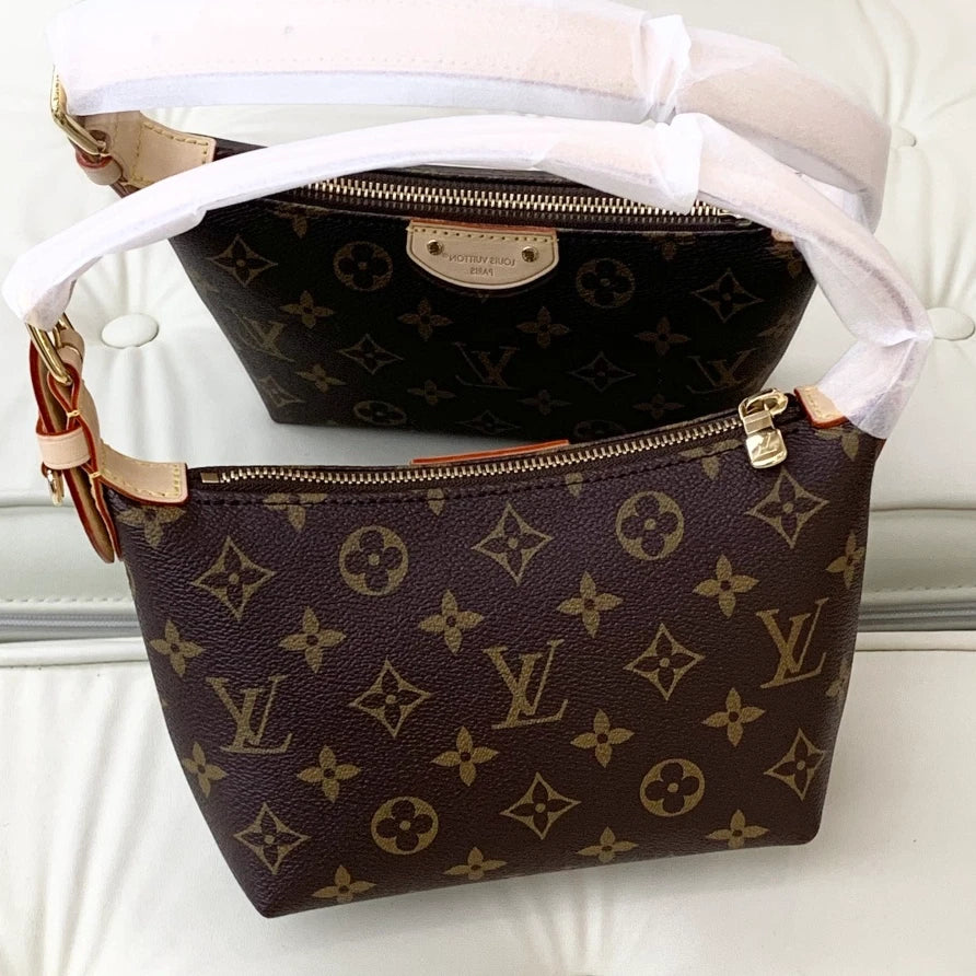 Louis Vuitton Pochette Hills Monogram Shoulder Bag Brown Gold Women S