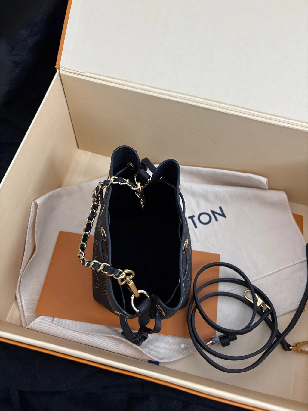 Louis Vuitton Black Gold Pico Bella Handbag Shoulder Crossbody For Women