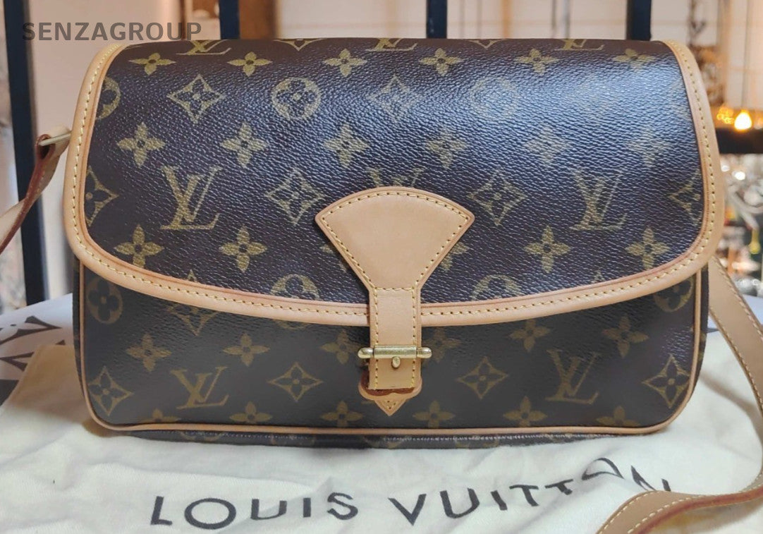 Louis Vuitton Sologne Monogram Shoulder bag Crossbody M42250 Brown