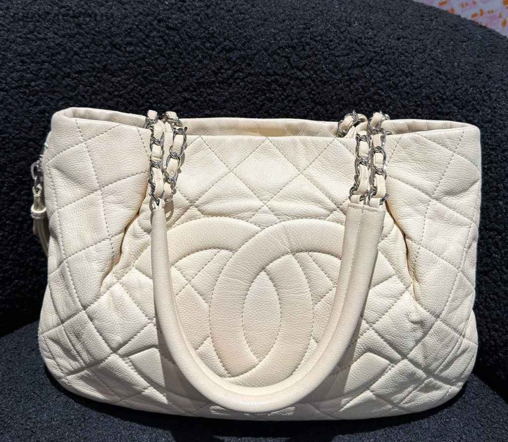 Chanel Diamond Tote Chain Shoulder Bag White Silver Women CC Logo Classic