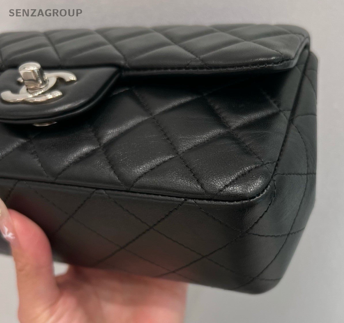 Chanel Classic Flap Mini Chain Shoulder Bag Crossbody Black Silver Women Fashion