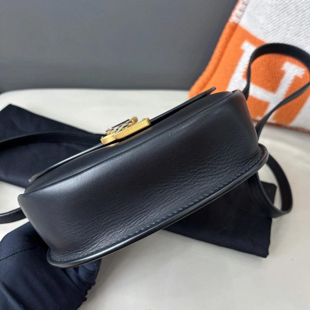 Saint Laurent Saddle Black Gold Shoulder Bag Crossbody Excellent
