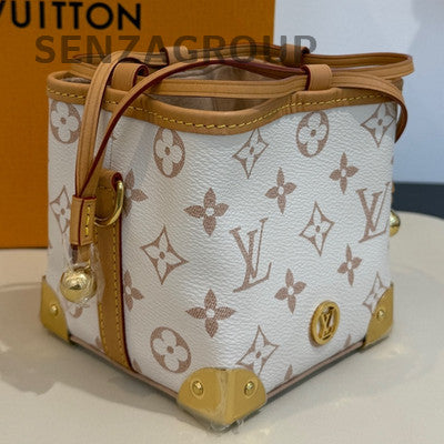 Louis Vuitton Monogram Noe Purse Chain Shoulder Bag White Classic Women