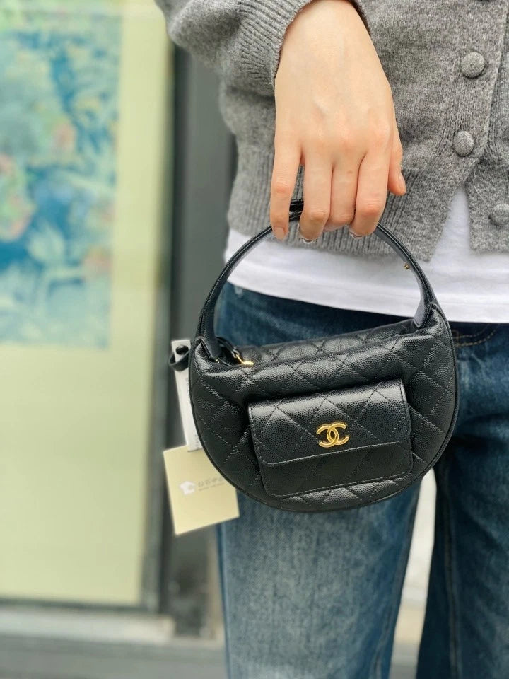 Chanel 23B Black Gold Hula Hoop Bag Grainy Leather Shoulder Bag Women