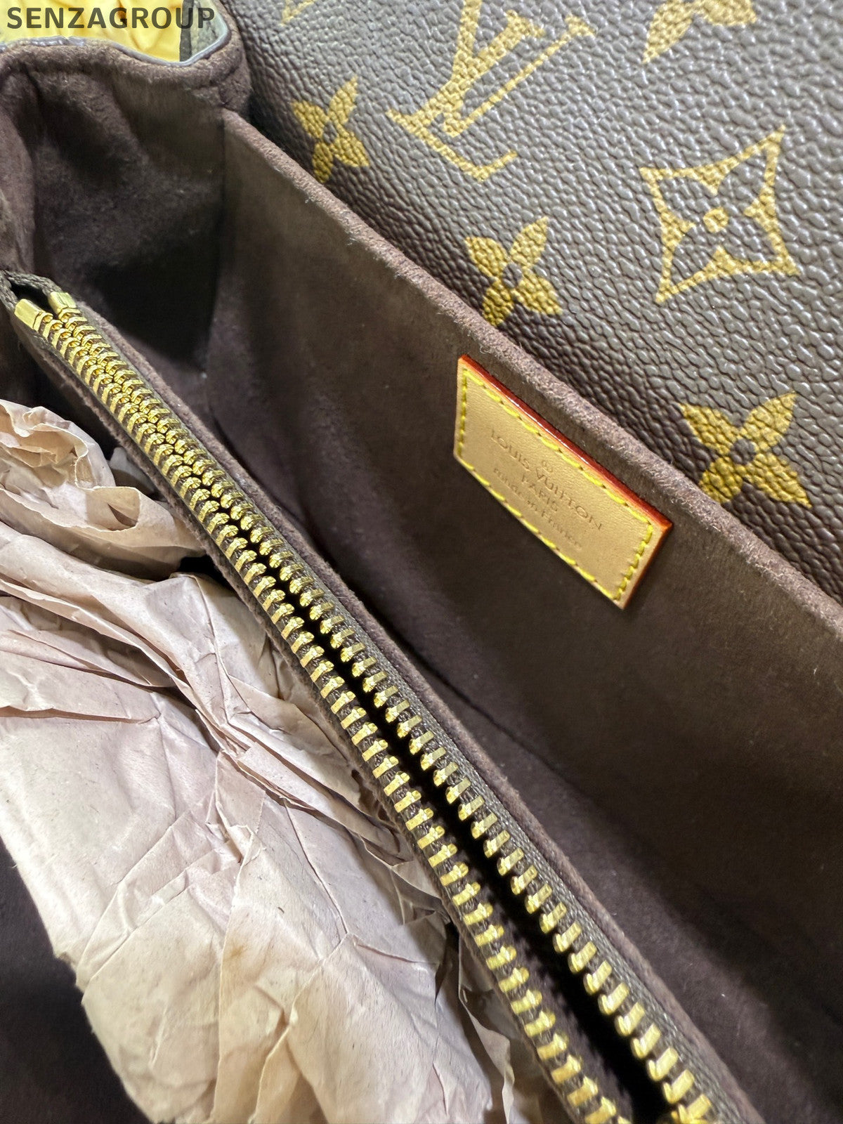 Louis Vuitton Monogram Pochette Metis Crossbody Bag Classic Women's