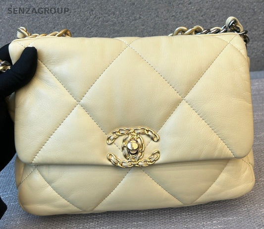 Chanel 19Bag PM Chain Shoulder Bag Crossbody Yellow Gold Women Classic Diamond