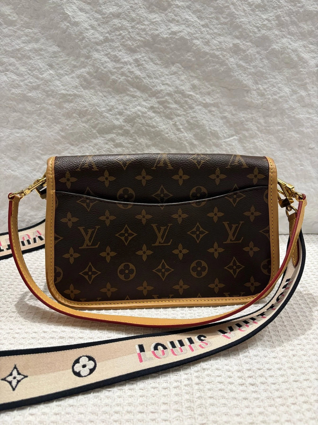 Louis Vuitton Diane Canvas Brown Shoulder Bag Excellent