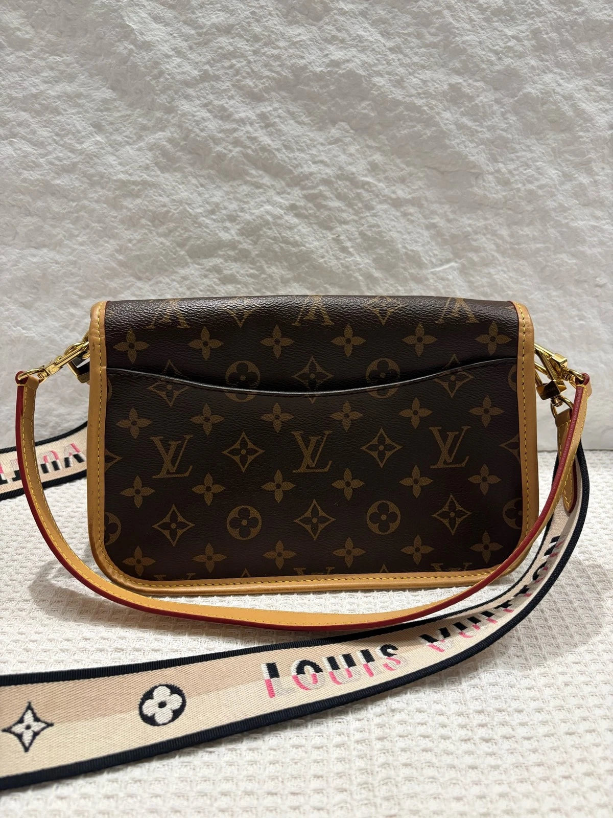 Louis Vuitton Diane Canvas Brown Shoulder Bag Excellent