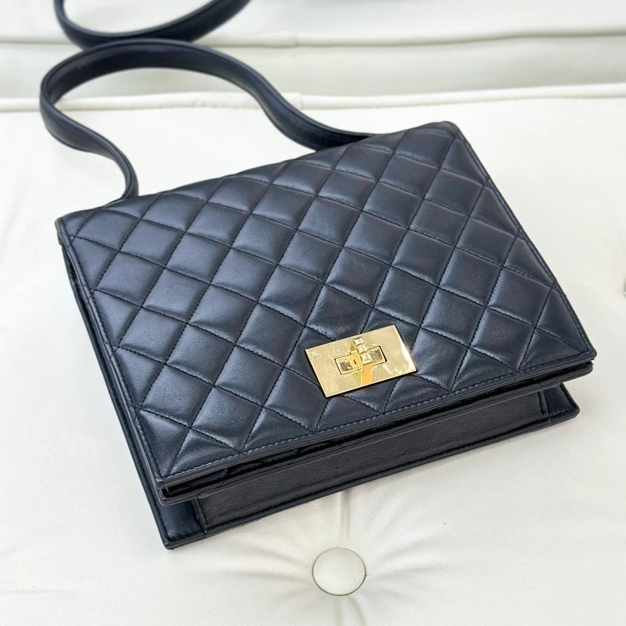 Chanel Vintage Lambskin Diamond Top Handle Bag Black Gold Hardware Women S