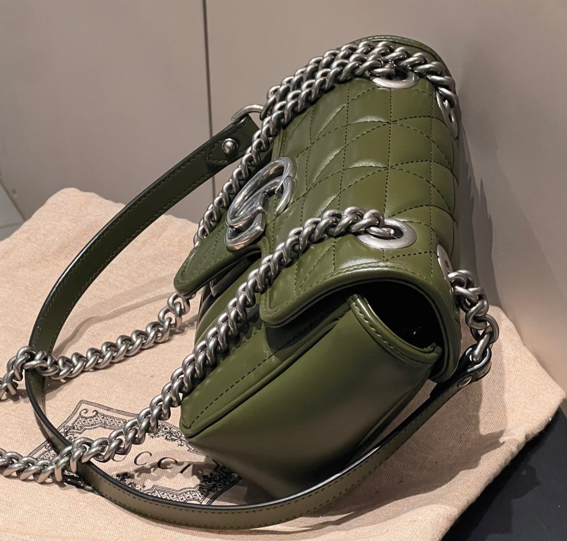 Gucci Marmont22 Chain Calfskin Shoulder Bag Crossbody Green Silver Women Classic
