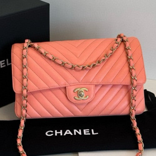 Chanel Classic Flap MM Chain Shoulder Bag Crossbody Pink Gold Chevron Fashion