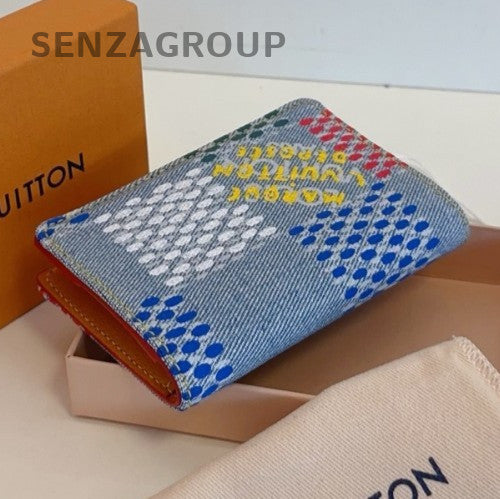 Louis Vuitton Damier Limited Edition Denim Card pack Graffiti Almost Brand NEW