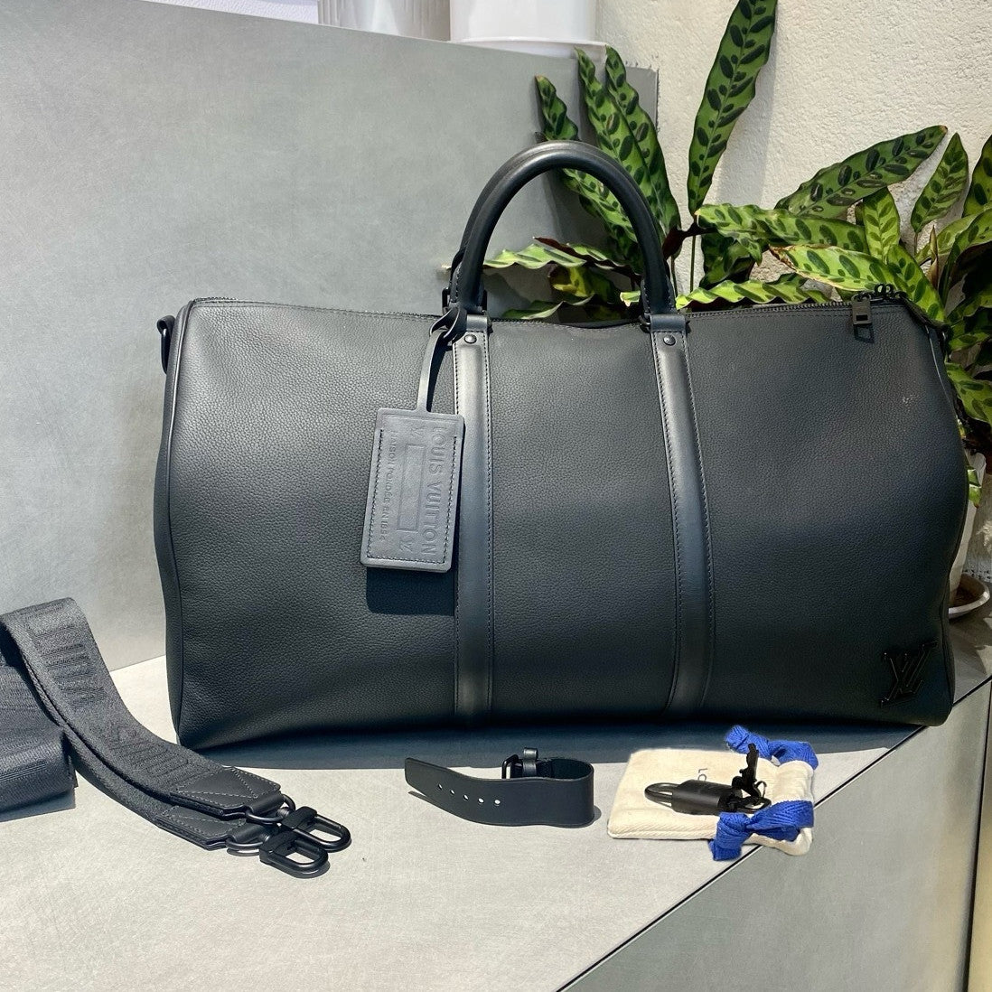 Louis Vuitton Keepall 50 Travel Bag Black Silver Unisex Classic