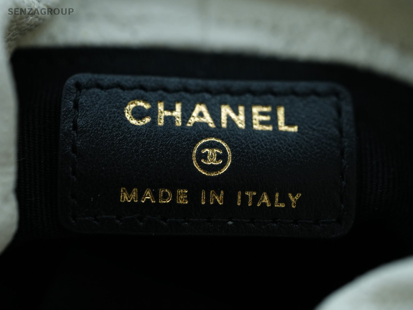 CHANEL Caviar CC Bucket mini Chain Shoulder bag Women White Gold Drawstring
