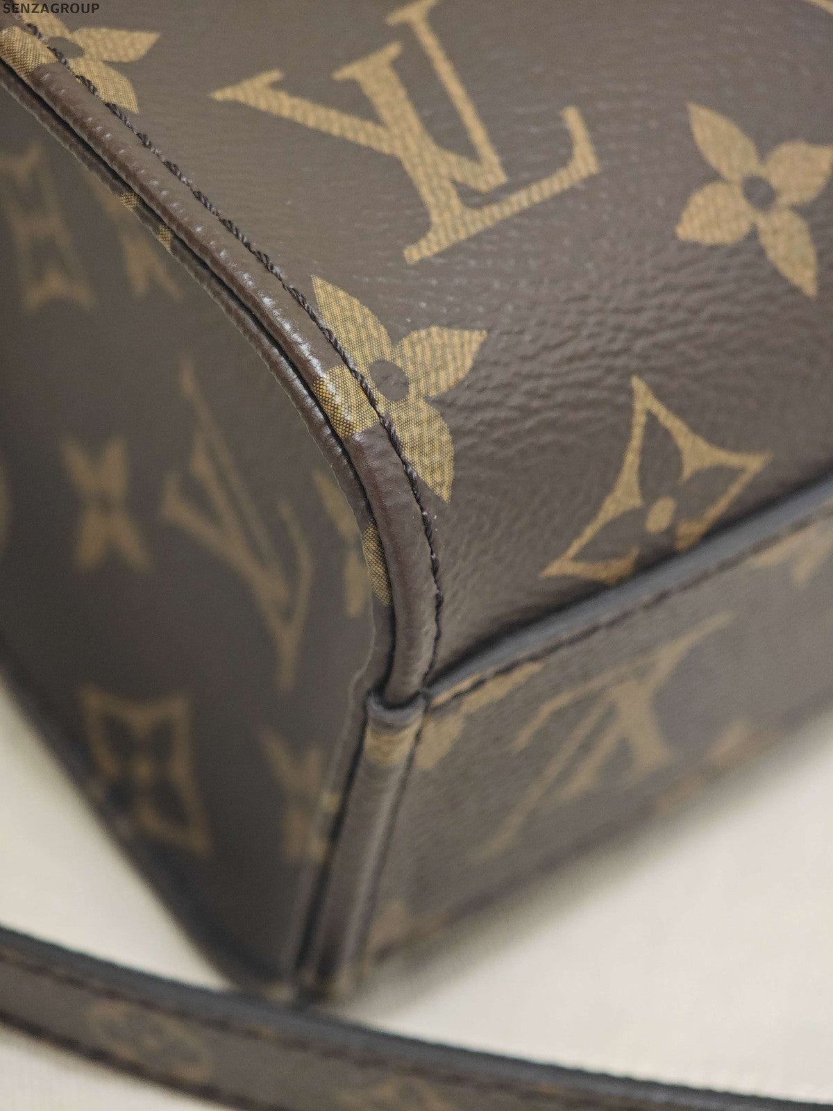 Louis Vuitton Sac Plat BB Monogram Crossbody Bag for Women