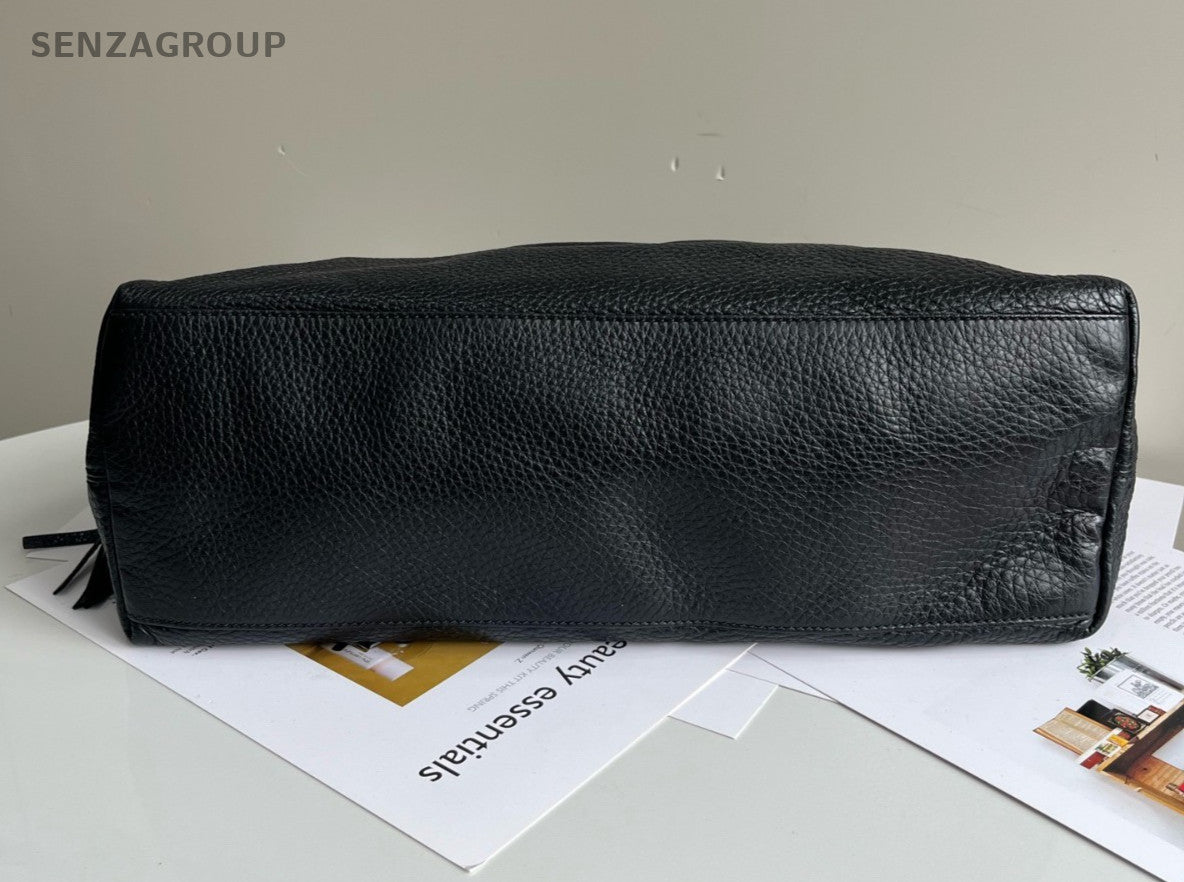 GUCCI SOHO GG Logo All Leather Chain Shoulder bag Black Women