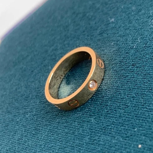 Excellent Cartier Love Small Band Ring 4mm 18k Yellow Gold 1Diamond EU50/US5.25