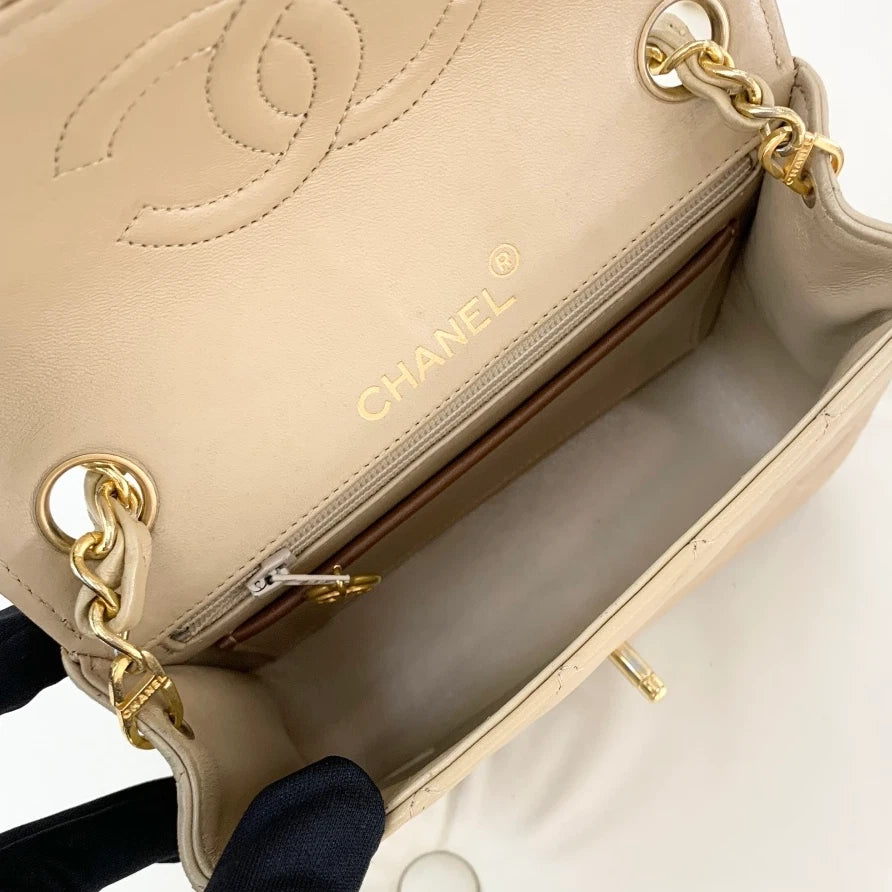 Chanel Vintage Chain Lambskin Shoulder Crossbody Bag Beige Women S