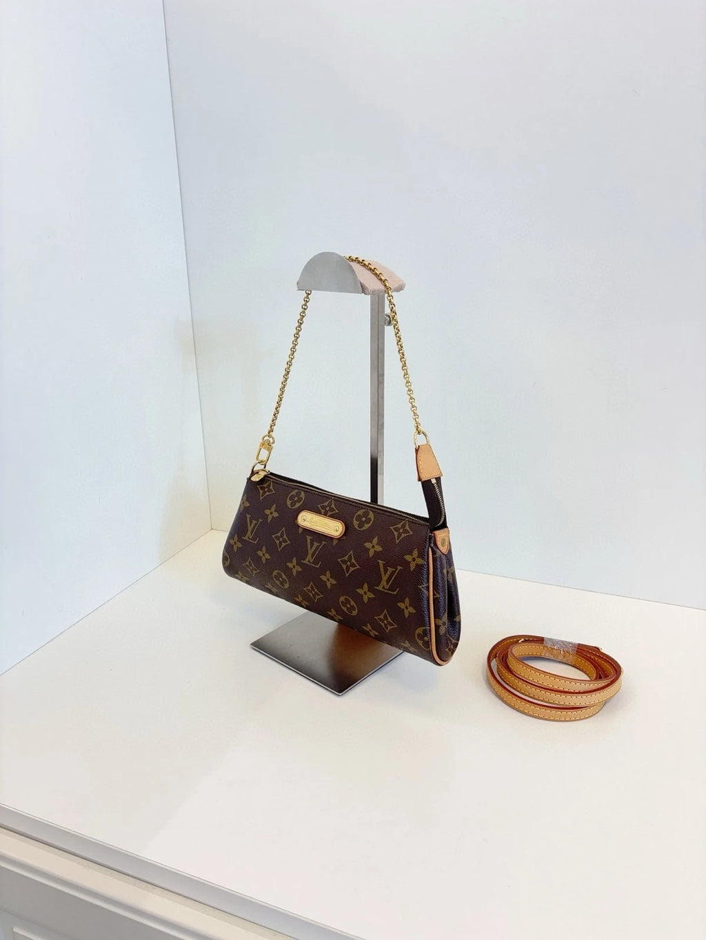 Louis Vuitton Monogram Eva Handbag Crossbody Bag Monogram Canvas