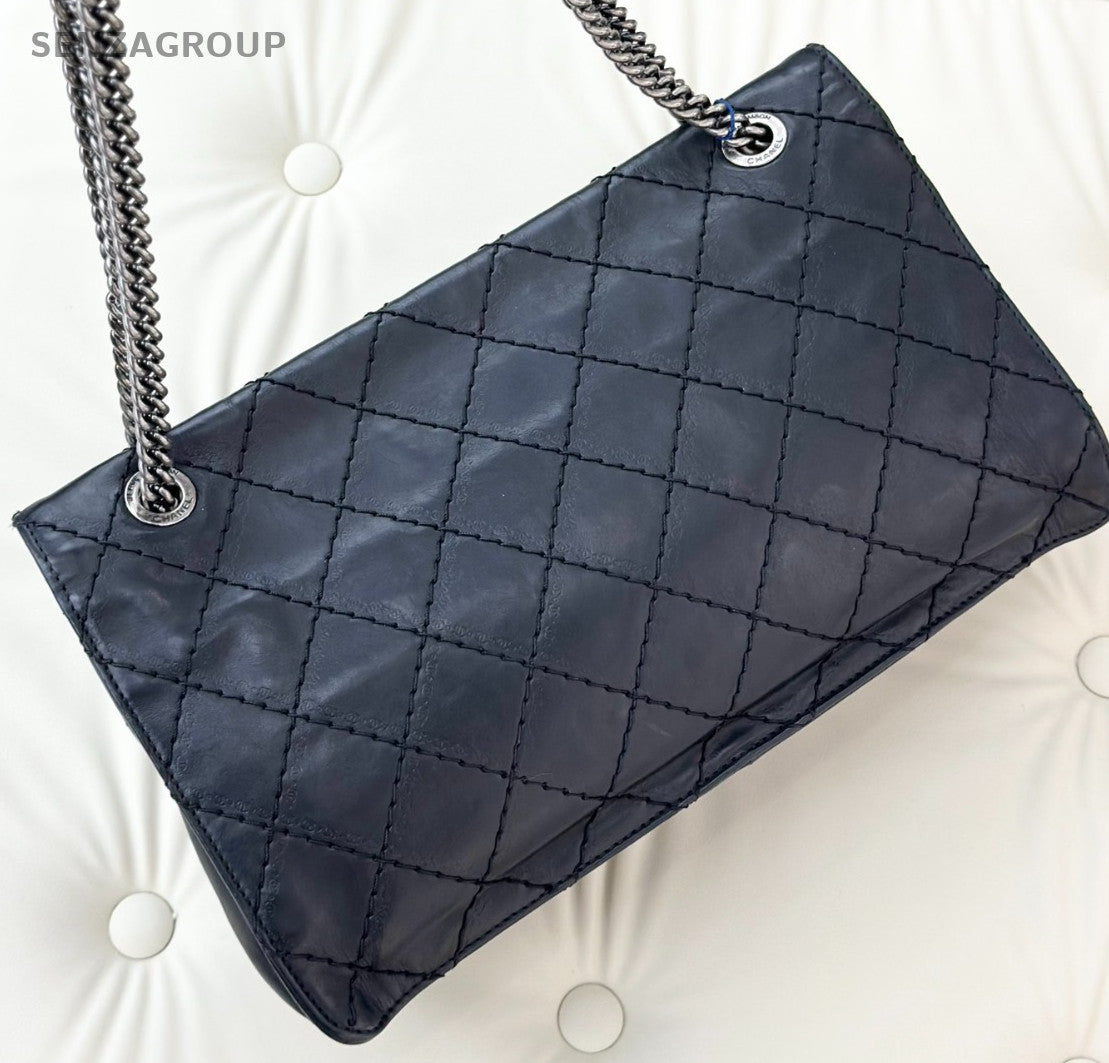 CHANEL 2.55 Classic Diamond pattern Chain Strap Shoulder bag Black Women