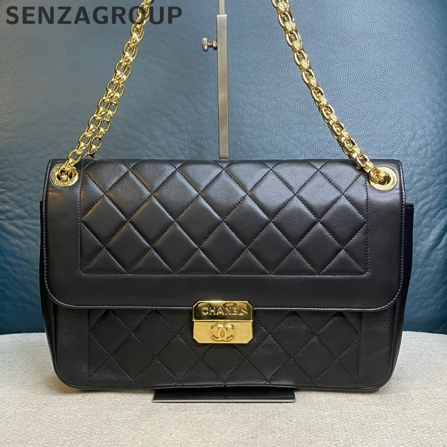 Chanel Black Gold Quilted Chain Shoulder Crossbody Bag Classic Fashion Women