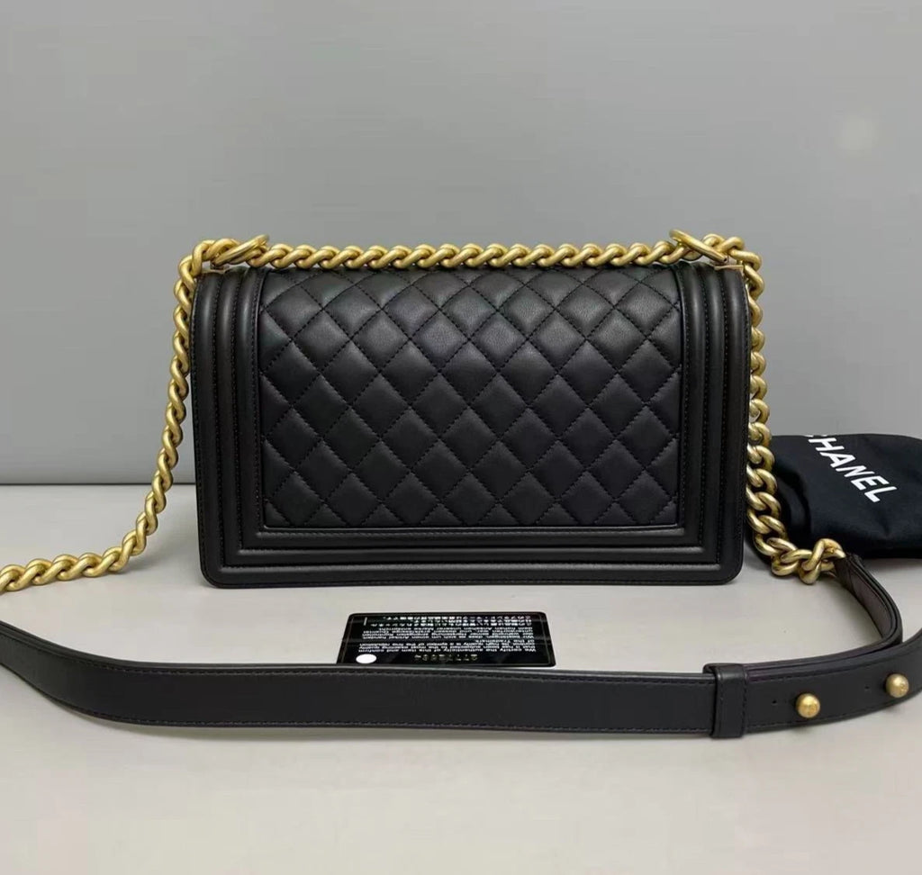 Chanel Leboy MM Calfskin Diamond Shoulder Bag Crossbody Bag Black Excellent
