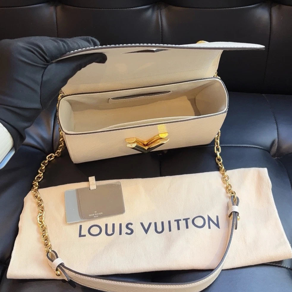 Louis Vuitton Twist MM Chain Shoulder Crossbody Bag White Gold Women Classic