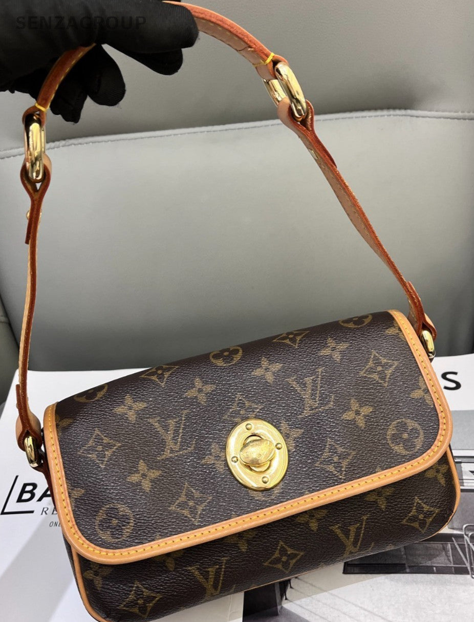 Louis Vuitton Monogram Armpit Bag Shoulder Bag Women Brown