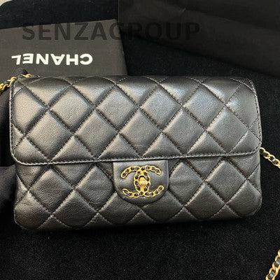 Chanel Black Gold Quilted Chain Shoulder Crossbody Bag Classic Fashion