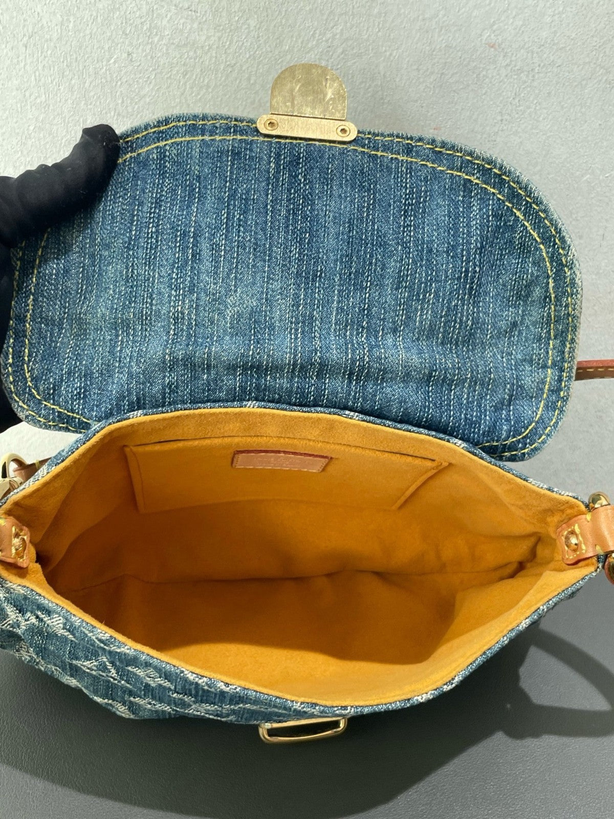 Louis Vuitton Monogram Vintage Shoulder Bag Blue Gold Women Classic