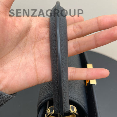 Louis Vuitton Capucines Black Gold Handbag - Classic Fashion Women
