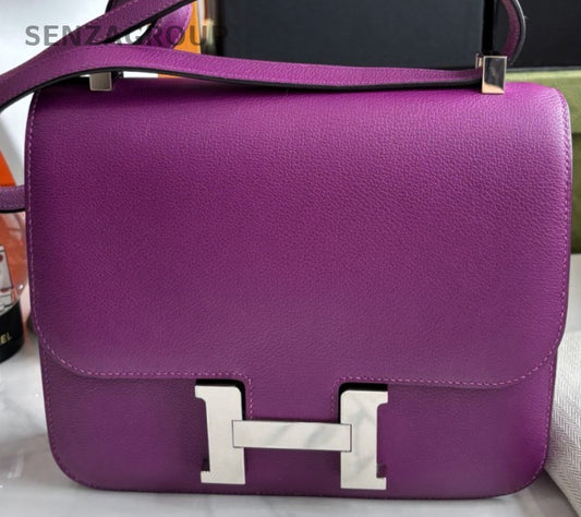 Bolsa de ombro Hermes Constance Evercolor 2 vias tiracolo roxa prata feminina-