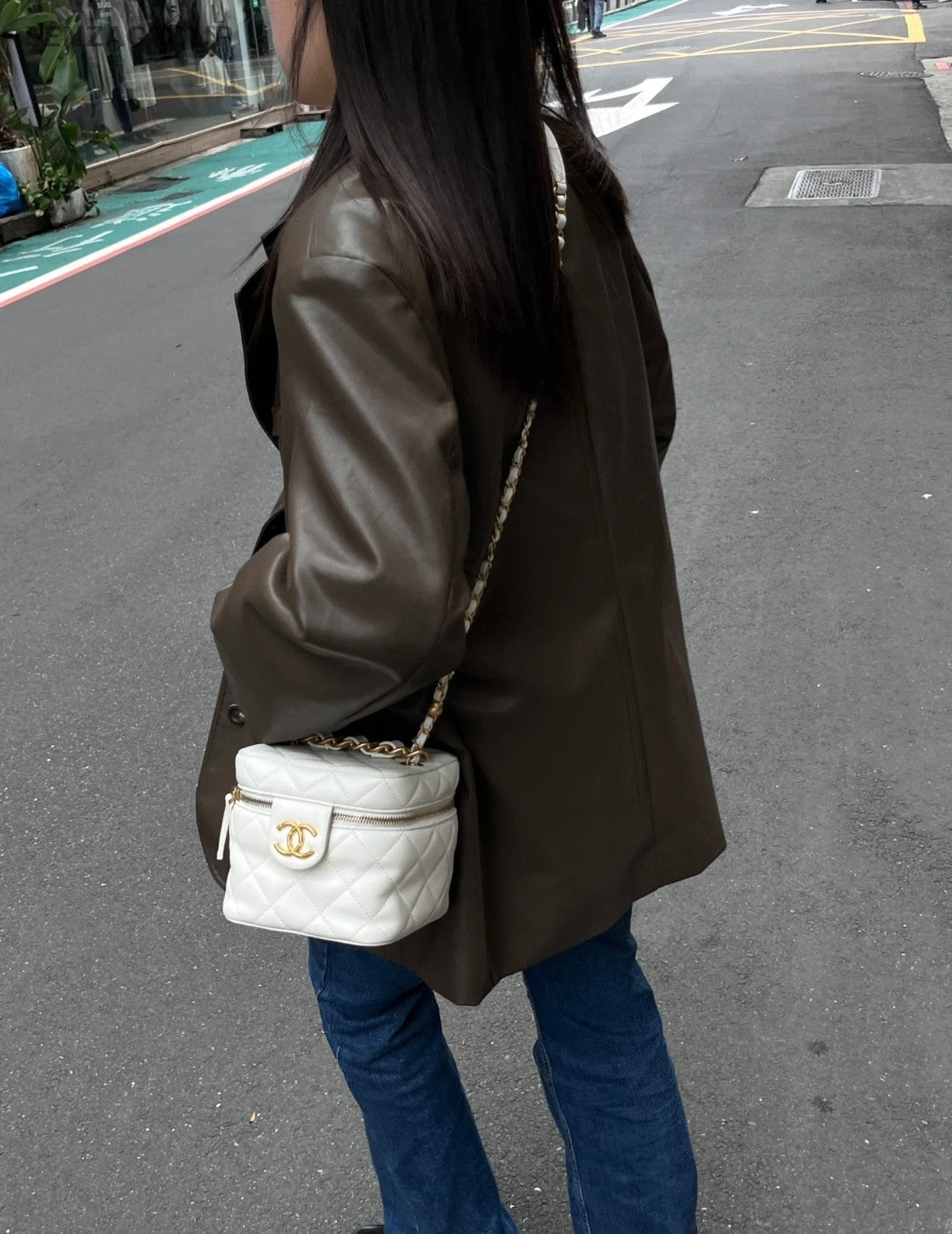 CHANEL 22S Box mini Chain Strap Crossbody bag White Gold Women