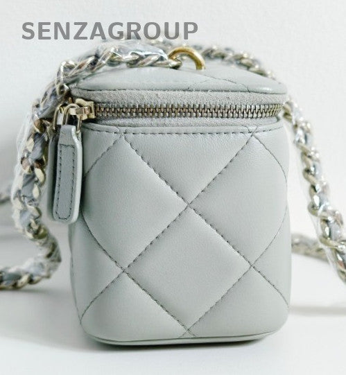 Chanel Diamond Pattern Chain Shoulder Bag Crossbody White Gold Used Women