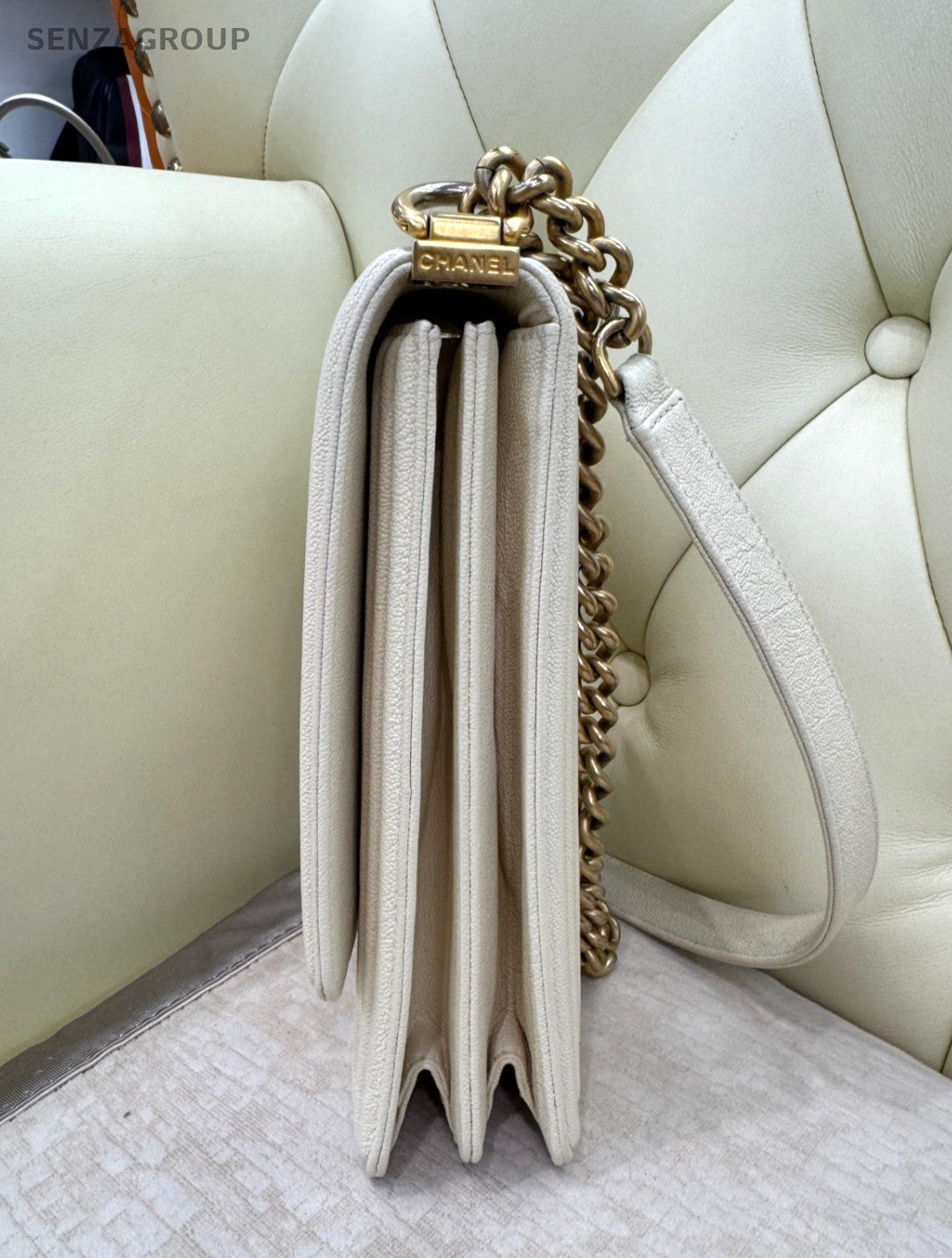 CHANEL Leboy Caviar Calfskin Chain Shoulder bag White Gold Women