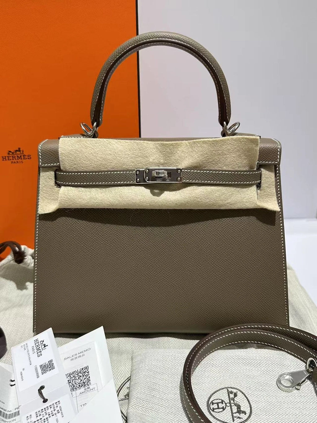 Hermes Kelly25 Epsom Leather Top Handle Bag For Women Grey Silver