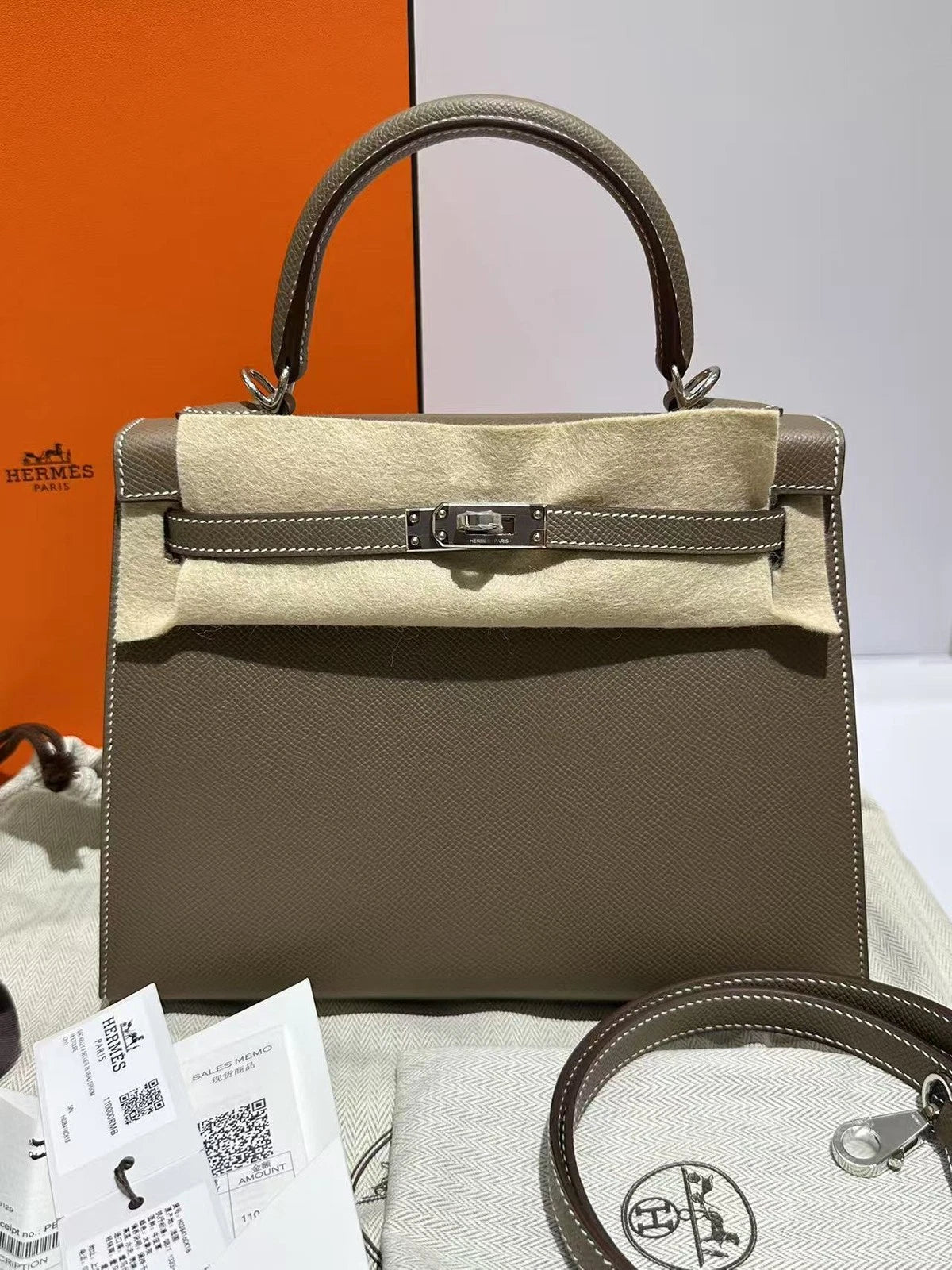 Hermes Kelly25 Epsom Leather Top Handle Bag For Women Grey Silver