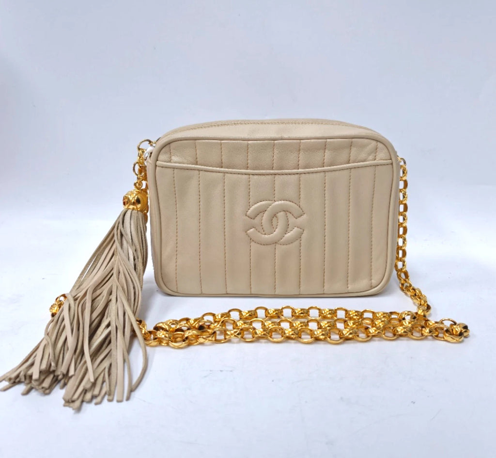Chanel Vintage Tassel Camera Bag Chain Shoulder Bag Crossbody Ivory Gold Women