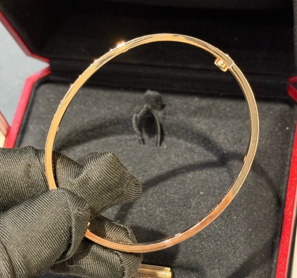 Excellent Cartier Love Classic Bracelet 4 Diamonds 18K Rose Pink Gold Bangle