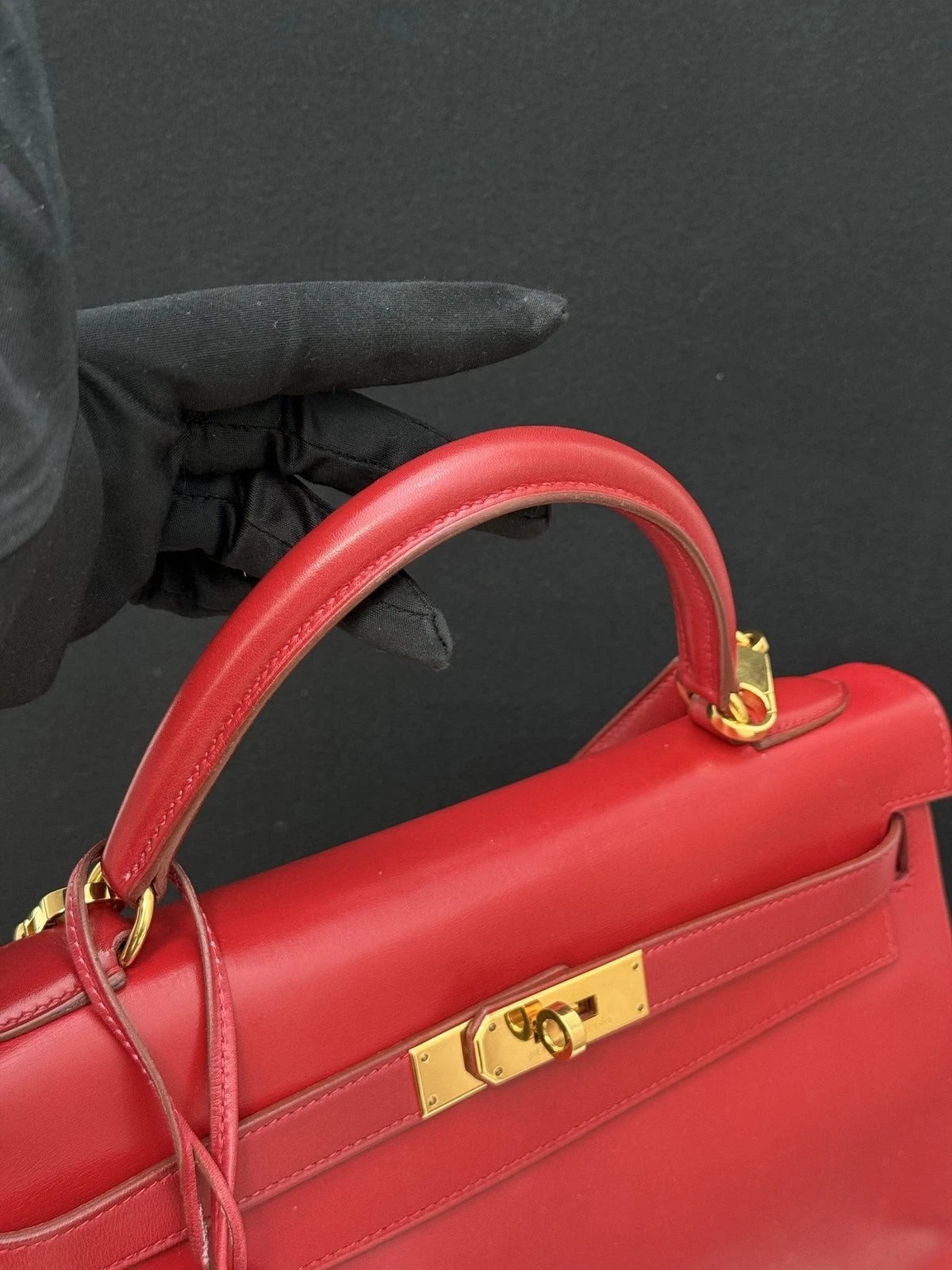 Hermes Kelly32 Top Handle Bag Crossbody Red Gold Classic Fashion Women