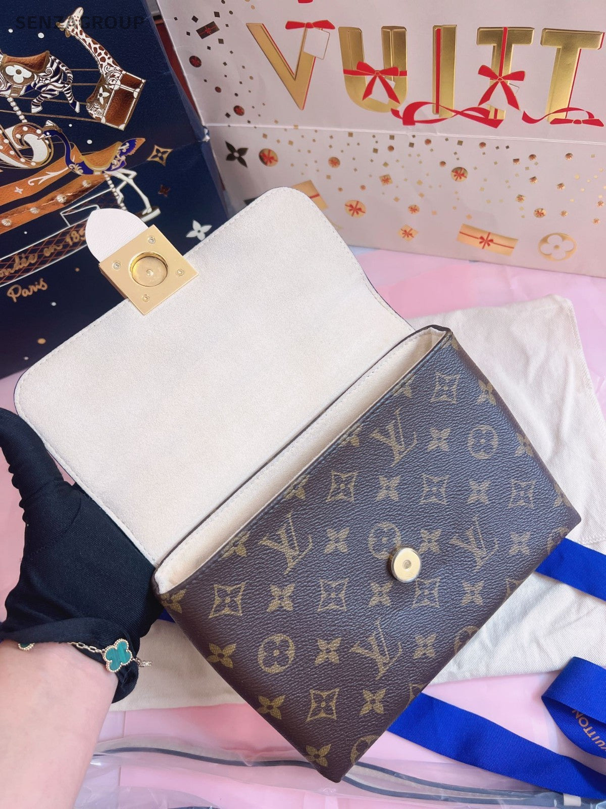 Louis Vuitton Locky bb Top Handle 2way Shoulder Handbag Brown White Women