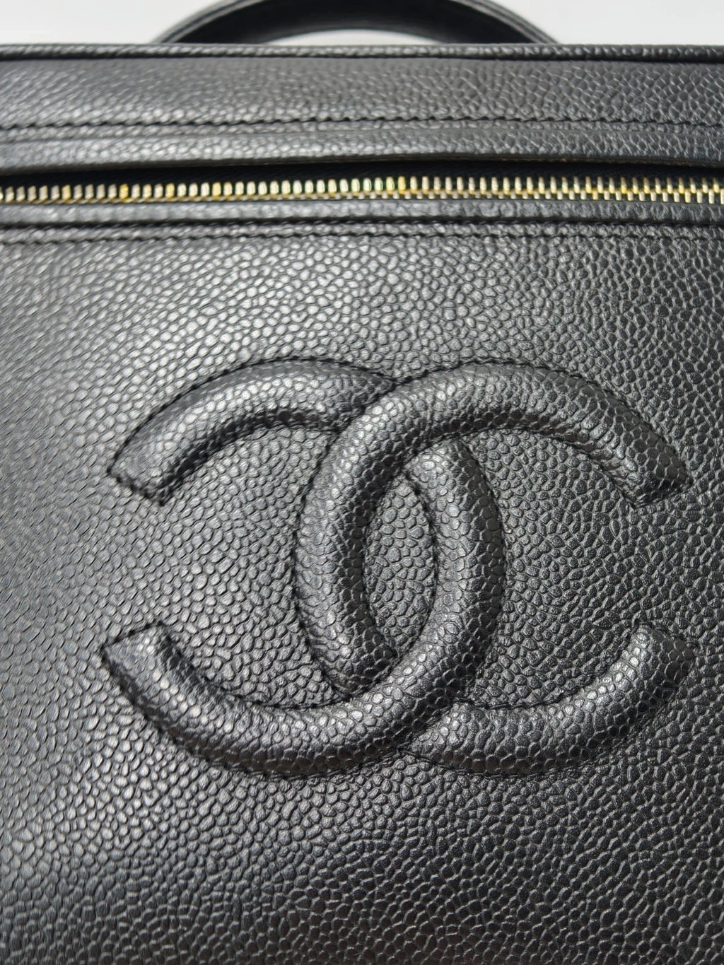 Chanel Vanity Black Gold Crossbody Top Handle Excellent