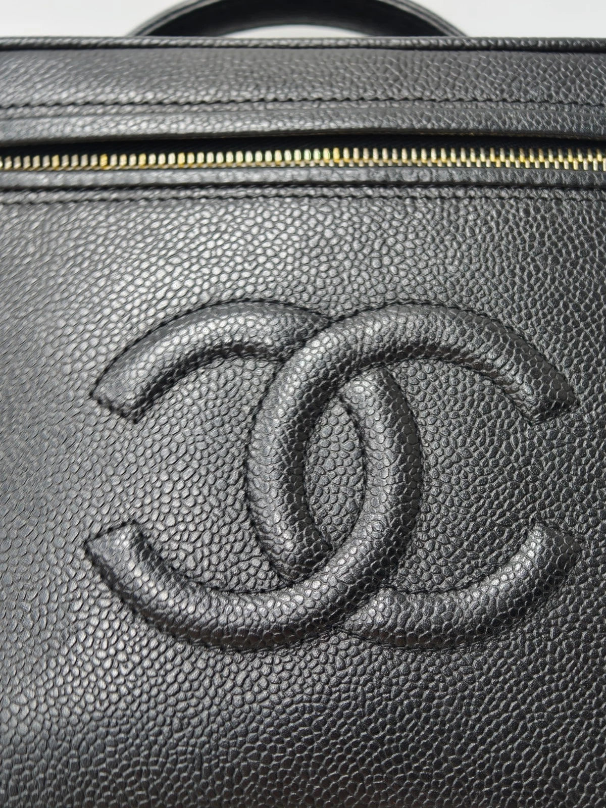 Chanel Vanity Black Gold Crossbody Top Handle Excellent