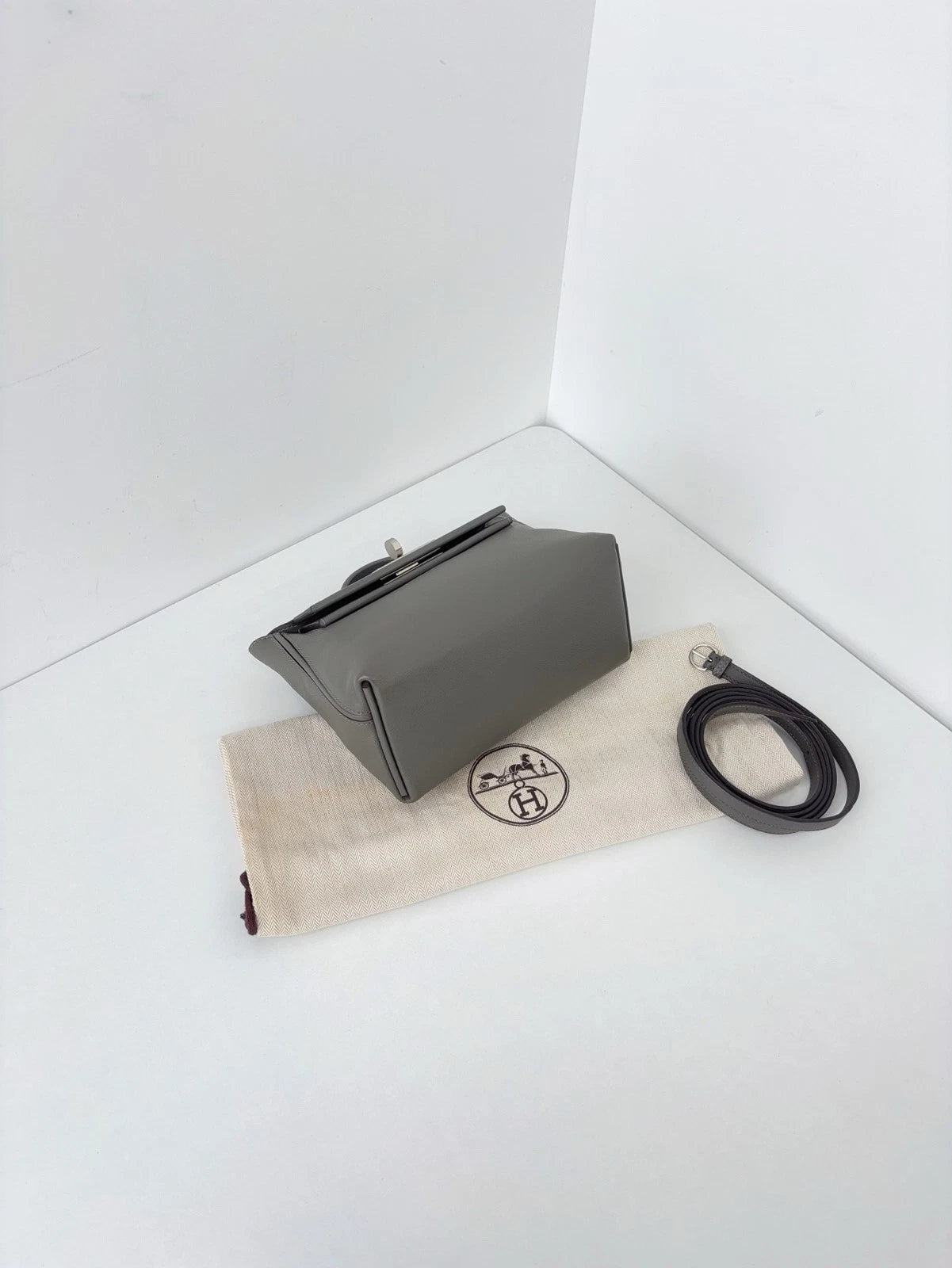 Hermès Mini Kelly II Sellier Ladies Top Handle Crossbody Bag Grey Women Classic