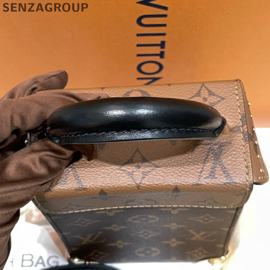 Louis Vuitton Monogram Camera Bag Brown Gold Buckle Women's Classic