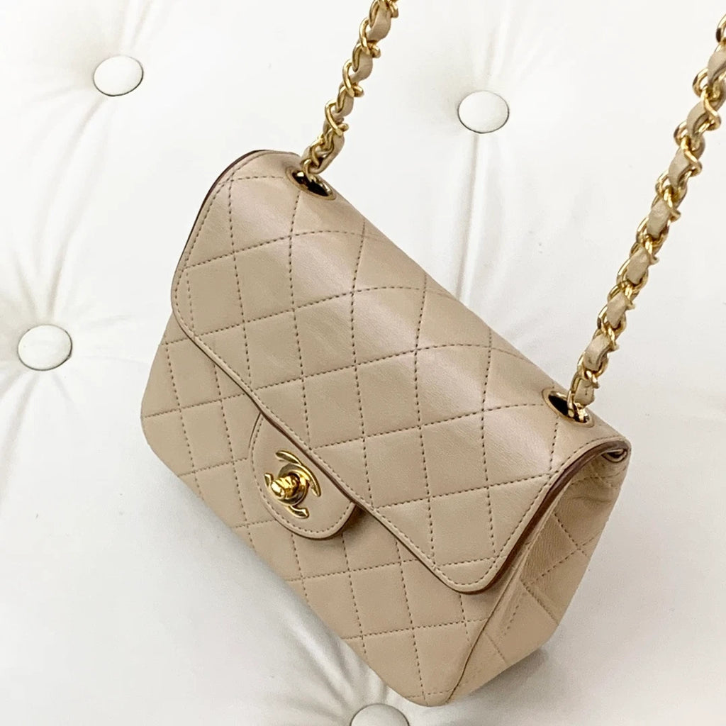 Chanel Vintage Chain Lambskin Shoulder Crossbody Bag Beige Women S