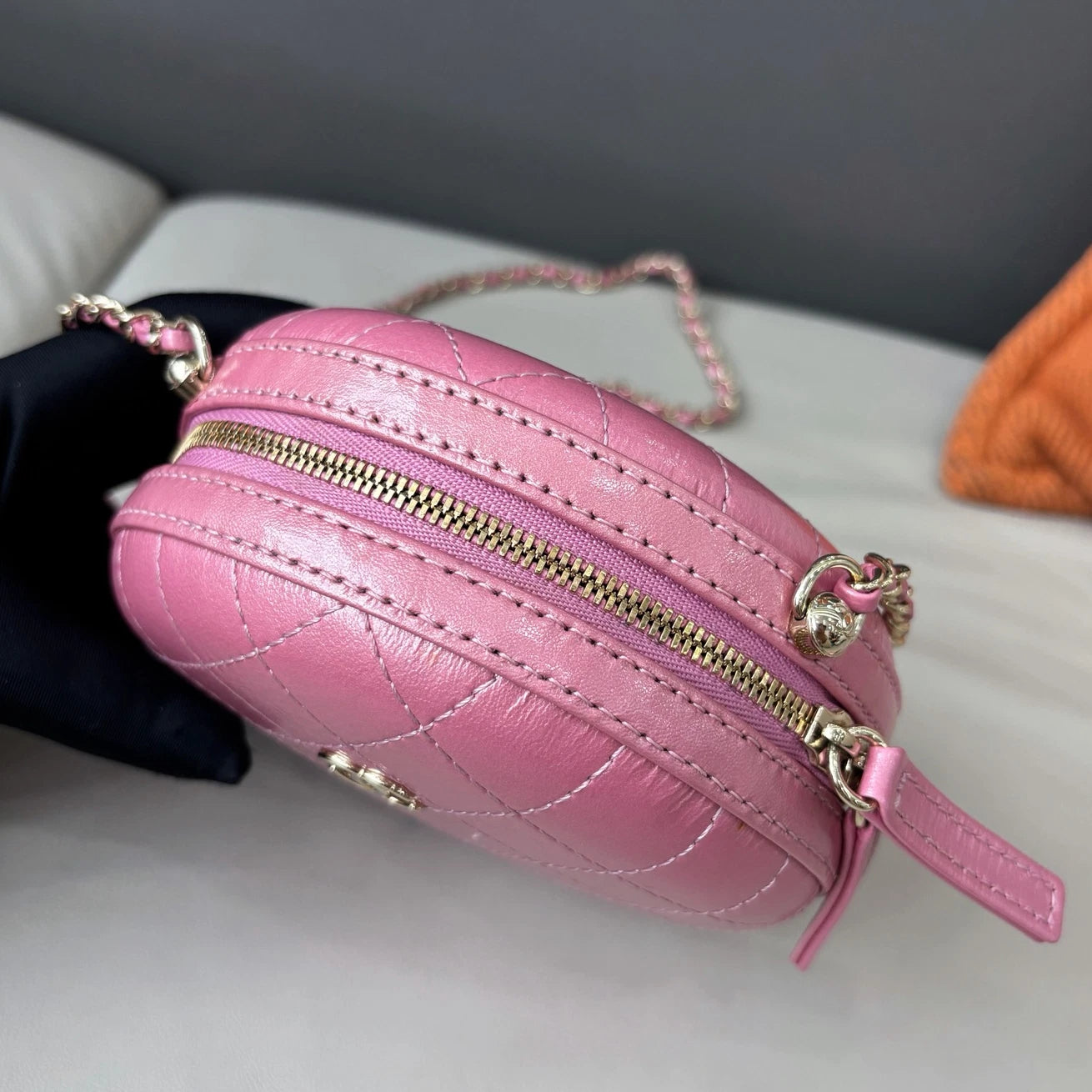 Chanel Diamond Chain Round Bag Crossbody Pink Gold Used Women Classic