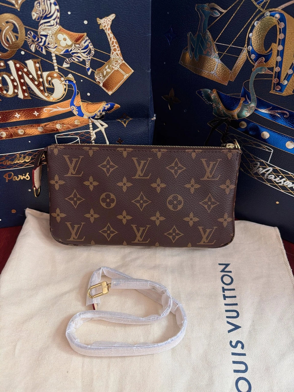 Louis Vuitton Monogram Canvas Shoulder Bag Brown Gold Hardware Women