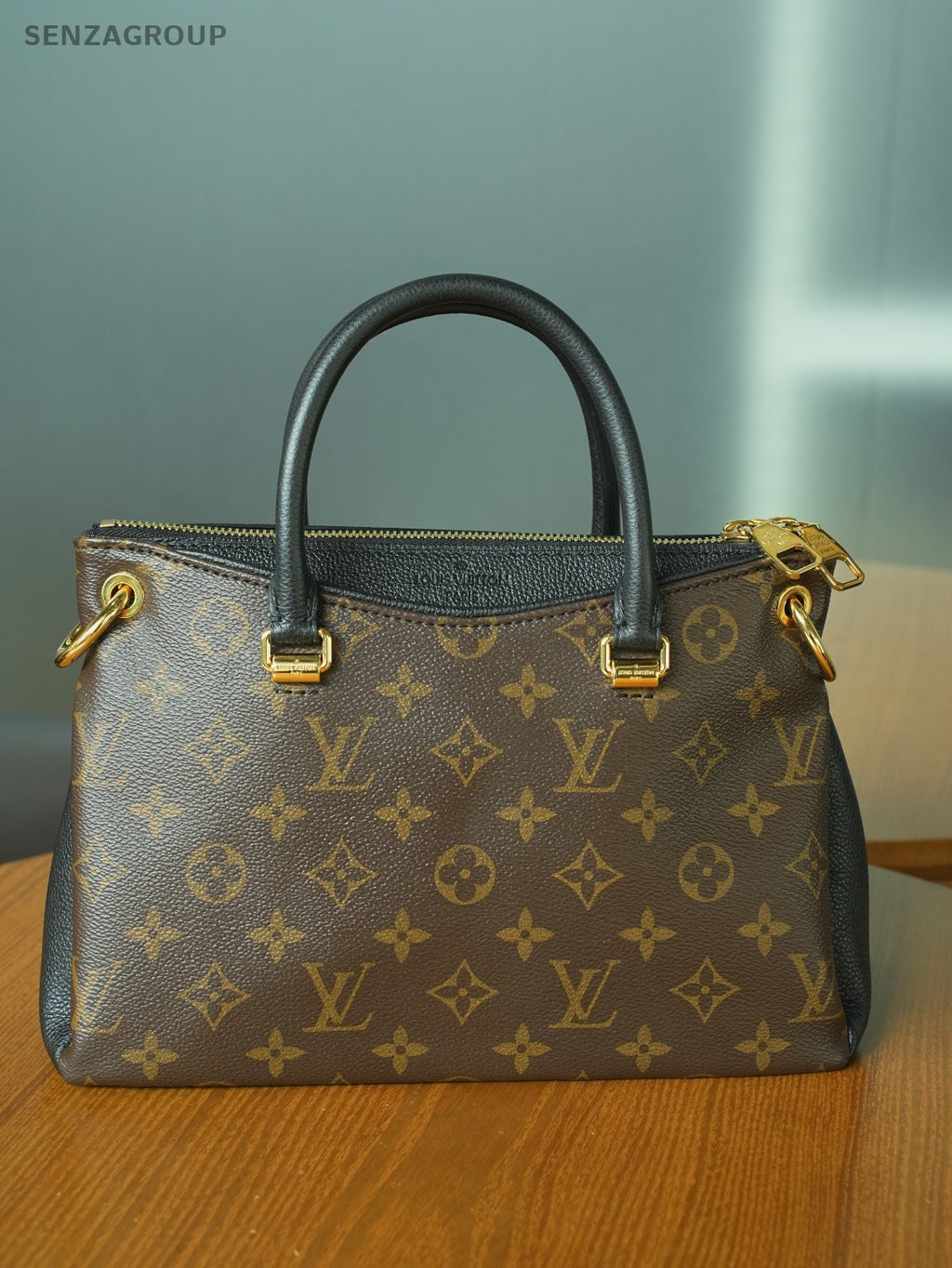 Louis Vuitton M42960 Monogram Pallas BB Shoulder Bag